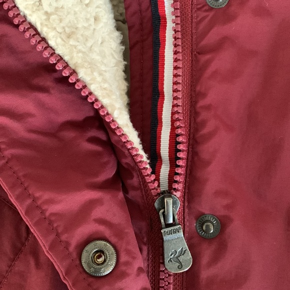 VGUC Puffa jacket - Picture 9 of 16